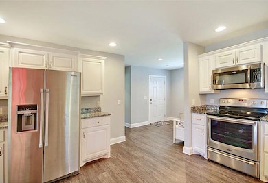 143 Carolina Dr, Saint Stephen, SC 29479 - photo 4