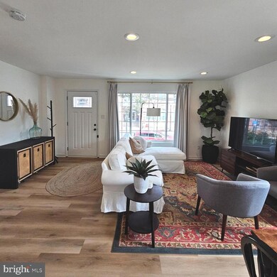 842 S Dinwiddie St, Arlington, VA 22204 - photo 3