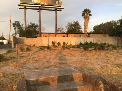 101 Corpus Christi St, Laredo, TX 78040 - photo 2