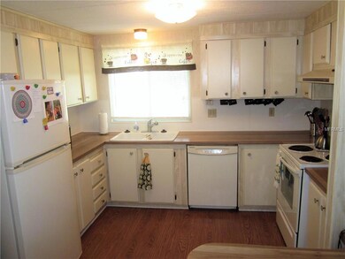 5726 Cheyenne St, Zephyrhills, FL 33542 - photo 6