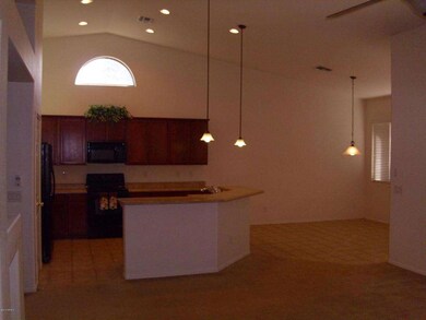 Kitchen & Breakfast area