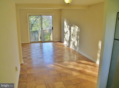 14426 Astrodome Dr, Silver Spring, MD 20906 - photo 4