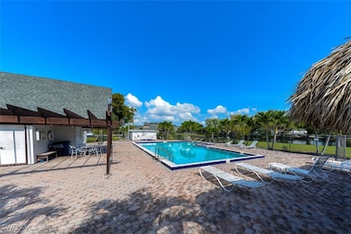 12964 Meadowood Ct, Fort Myers, FL 33919 - photo 4
