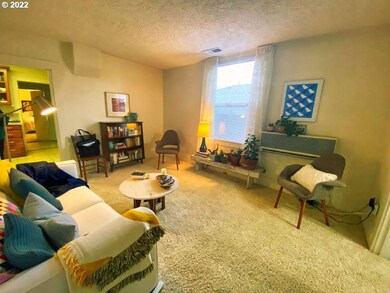 801 E Sheridan St, Newberg, OR 97132 - photo 4