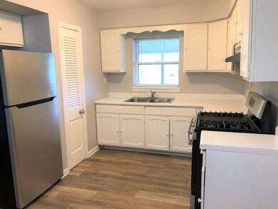 5629 Saint Charles Rd unit 209, Berkeley, IL 60163 - photo 2