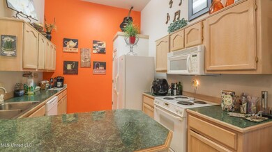 Tyler St-144014