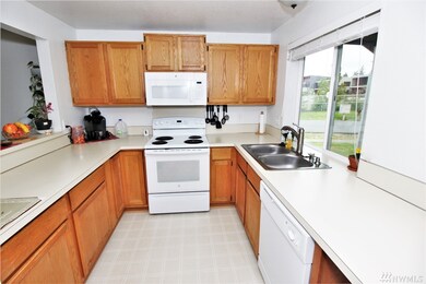 1416 Creekwood Ct SE, Olympia, WA 98501 - photo 3