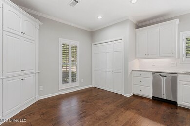 598 Camden Park