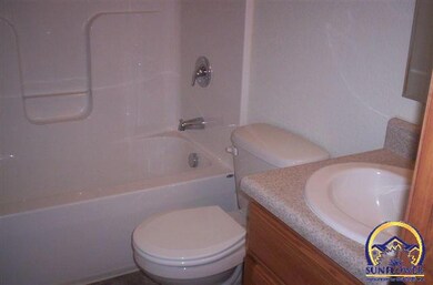 4319 SE Horseshoe Bend Dr, Topeka, KS 66609 - photo 7