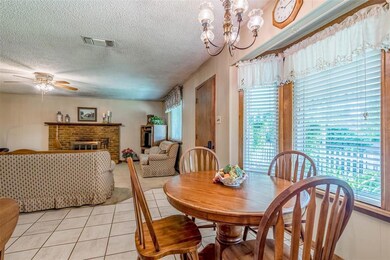 308 Ross Ave, Denison, TX 75020 - photo 6