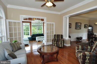 22186 Winter Lake Ct, Ashburn, VA 20148 - photo 3