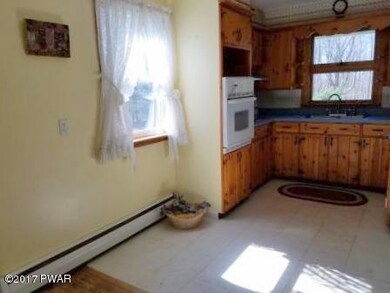 244 Oregon Turnpike, Honesdale, PA 18431 - photo 7