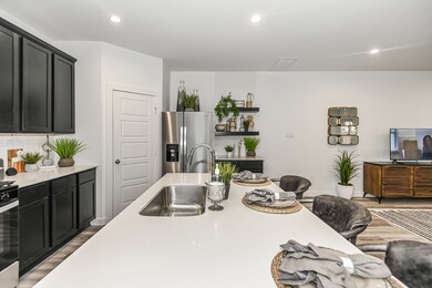 12312 Frisco St, Houston, TX 77022 - photo 5