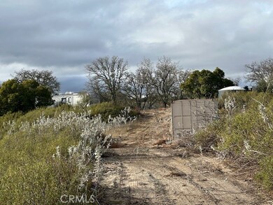 52747 Smith Rd, Bradley, CA 93426 - photo 5