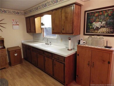 3421 Freiberger Rd, Floyds Knobs, IN 47119 - photo 7