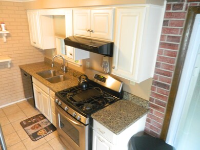 414 3rd St, Taylor, PA 18517 - photo 7