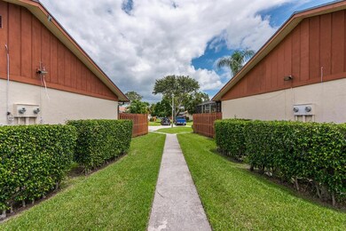 1171 Summit Place Cir unit C, West Palm Beach, FL 33415 - photo 2
