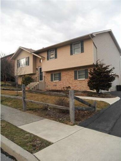 4540 Cairo Dr, Whitehall, PA 18052 - photo 2