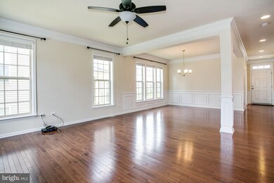 7178 Lyndam Hill Cir, Lorton, VA 22079 - photo 7