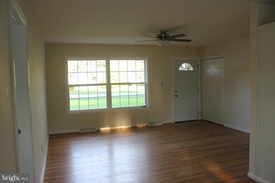 21355 Lynn Dr, Lexington Park, MD 20653 - photo 2