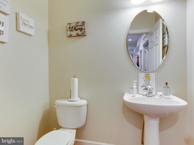 13101 Hampton Farm Ln, Brandywine, MD 20613 - photo 4