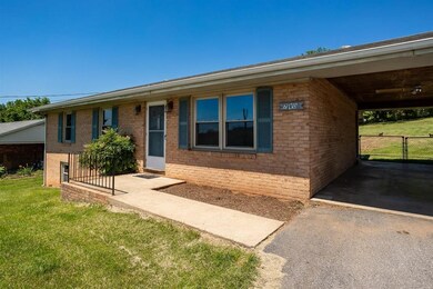 780 Lee Hwy, Verona, VA 24482 - photo 4