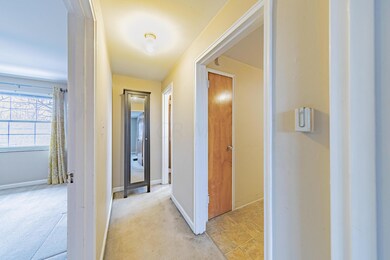 1060-Sells-Ave-D-5