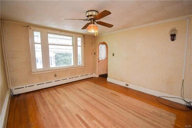 225 Brown St, Tamaqua, PA 18252 - photo 3