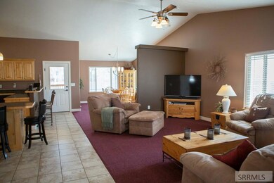 340 Bergeson Dr, Blackfoot, ID 83221 - photo 2