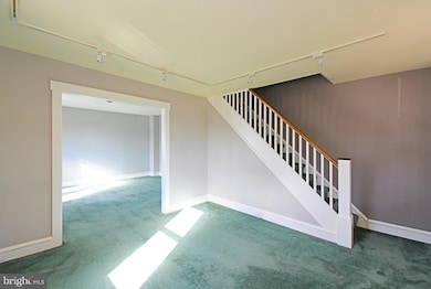 621 N Forrest, Norristown, PA 19403 - photo 6