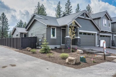 60395 SE Hedgewood Ln, Bend, OR 97702 - photo 3