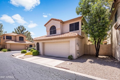 1041 E Sunburst Ln, Tempe, AZ 85284 - photo 2