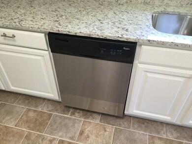 2413 Bristol Dr, Macon, GA 31217 - photo 4