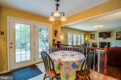 10303 Ni River Dr, Spotsylvania, VA 22553 - photo 7