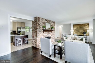 6434 Lakeview Dr, Falls Church, VA 22041 - photo 7