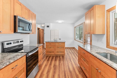 4728 W 70th St, Edina, MN 55435 - photo 7