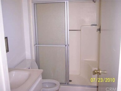 16180 Wimbleton Dr, Victorville, CA 92395 - photo 7