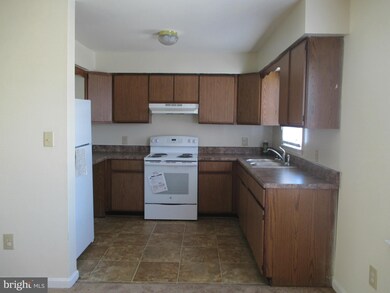 136 E Evans St, Culpeper, VA 22701 - photo 4