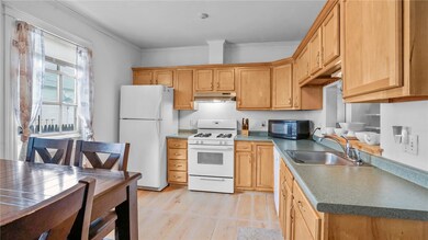 278 High St unit 2, Pawtucket, RI 02860 - photo 7