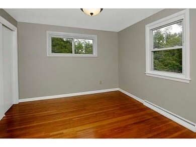 36 Fashion Dr, Warwick, RI 02886 - photo 5