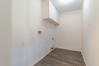 10334 Lynbrook Hollow St, Houston, TX 77042 - photo 7