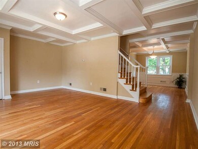 6129 Dunroming Rd, Baltimore, MD 21239 - photo 5