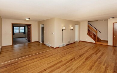 1533 43rd St, Des Moines, IA 50311 - photo 3