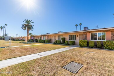 11017 W Thunderbird Blvd, Sun City, AZ 85351 - photo 2