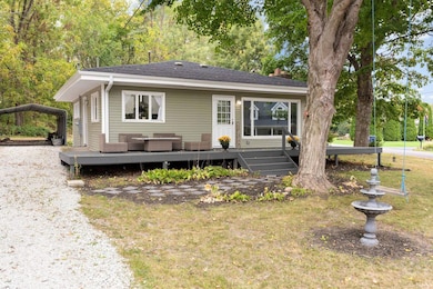 5255 E Bay Front Ct, Monticello, IN 47960 - photo 2