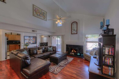 003_Living Room