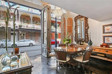 Entryway/Dining
