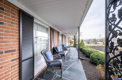 806 Kent Rd, Waynesboro, VA 22980 - photo 3