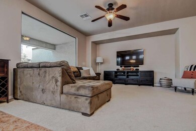 105-LivingRoom_2