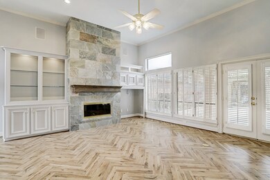 8031 Oakwood Garden St, Houston, TX 77040 - photo 6